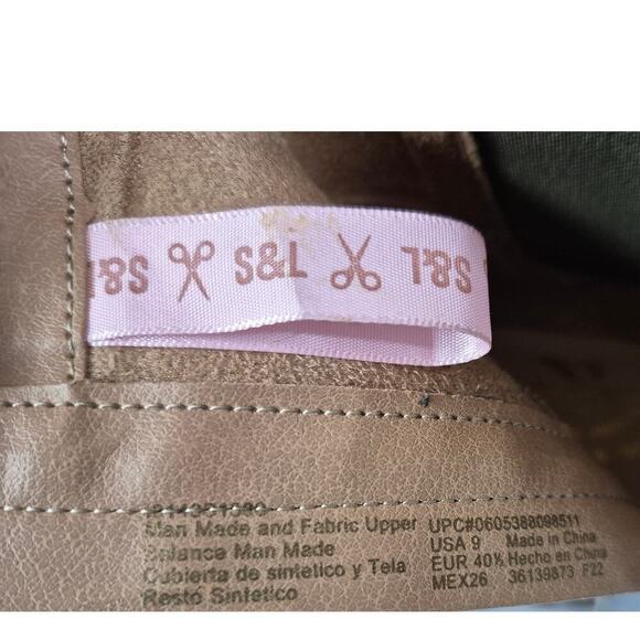 Sam & Libby Chelsea olive green vegan chunky Platform boots Sz 9 NWOT - Picture 6 of 6